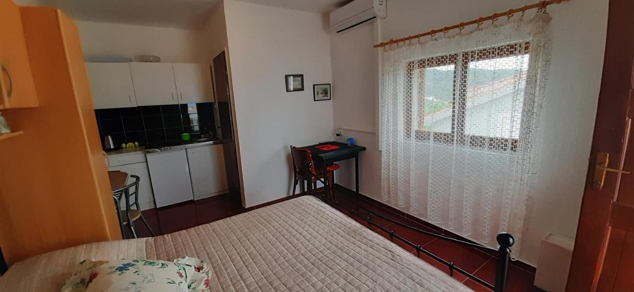 Apartmani Milano Stomorska Exterior foto