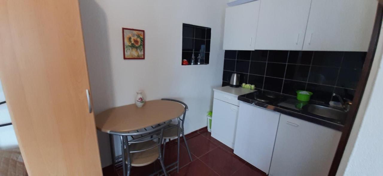 Apartmani Milano Stomorska Exterior foto